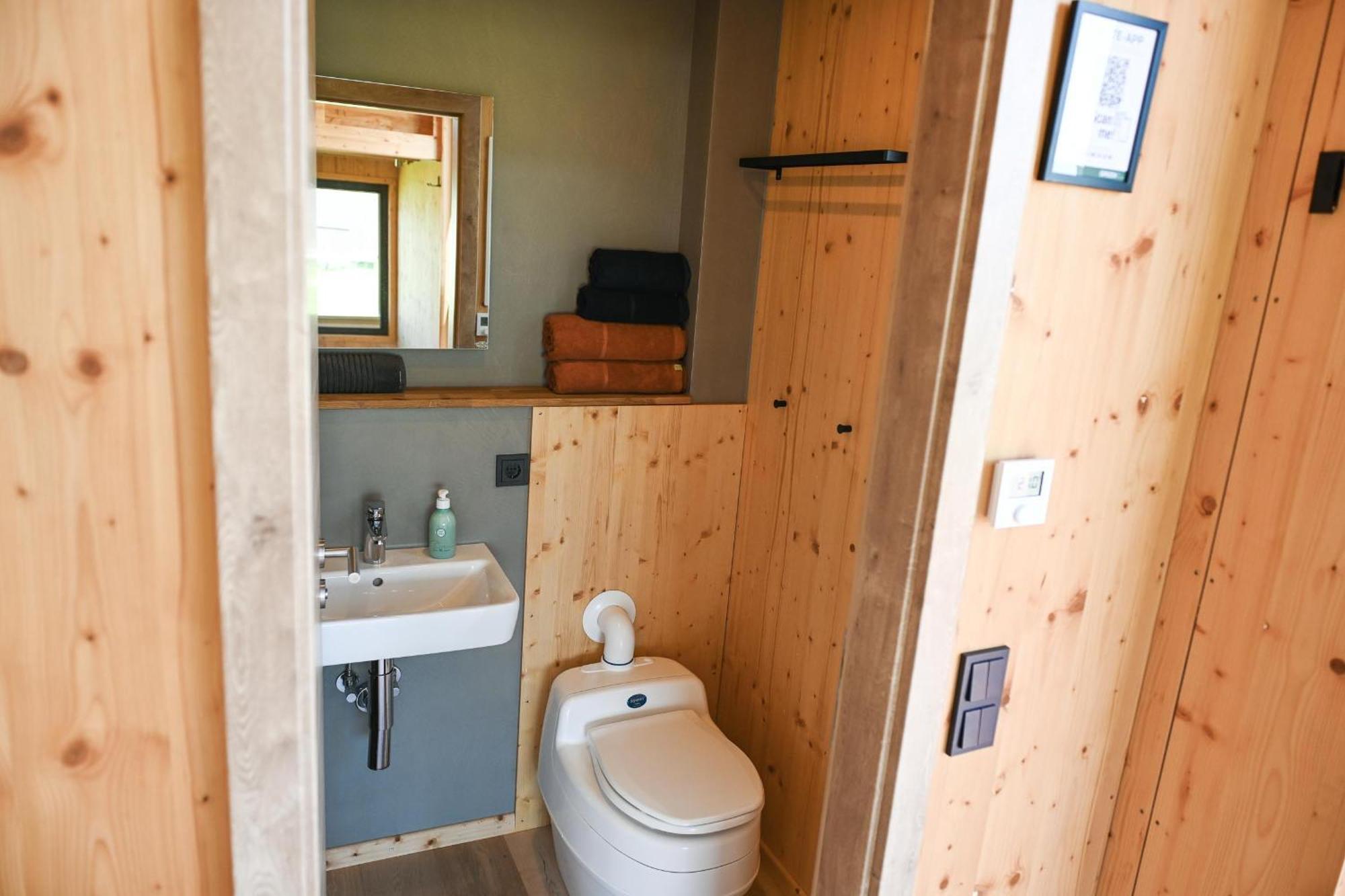 Tiny House Nature 2 Innenlage - Green Tiny Village Harlesiel كاروليننسيل المظهر الخارجي الصورة
